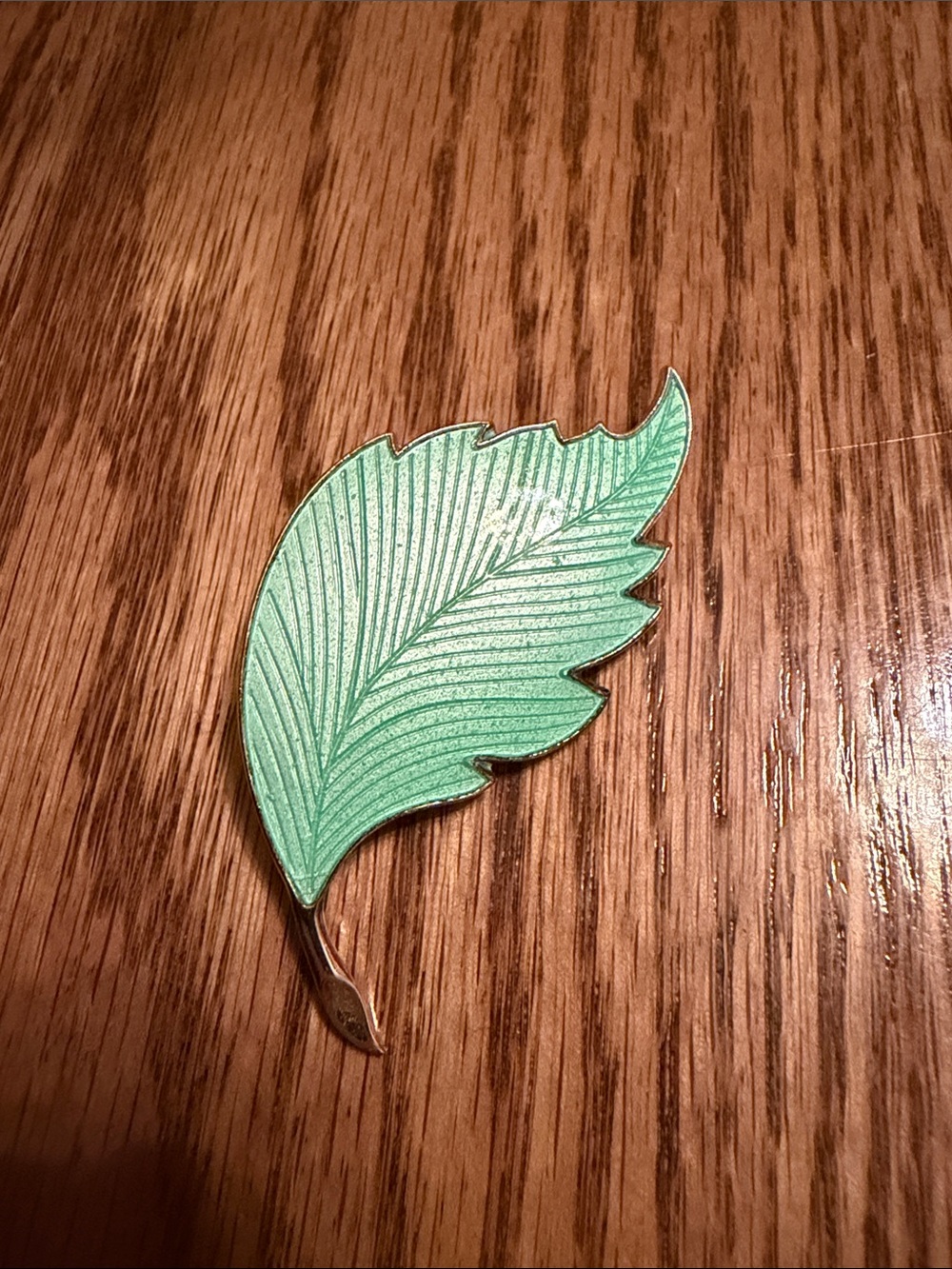 Mint Green Leaf Brooch - Women's Accessory